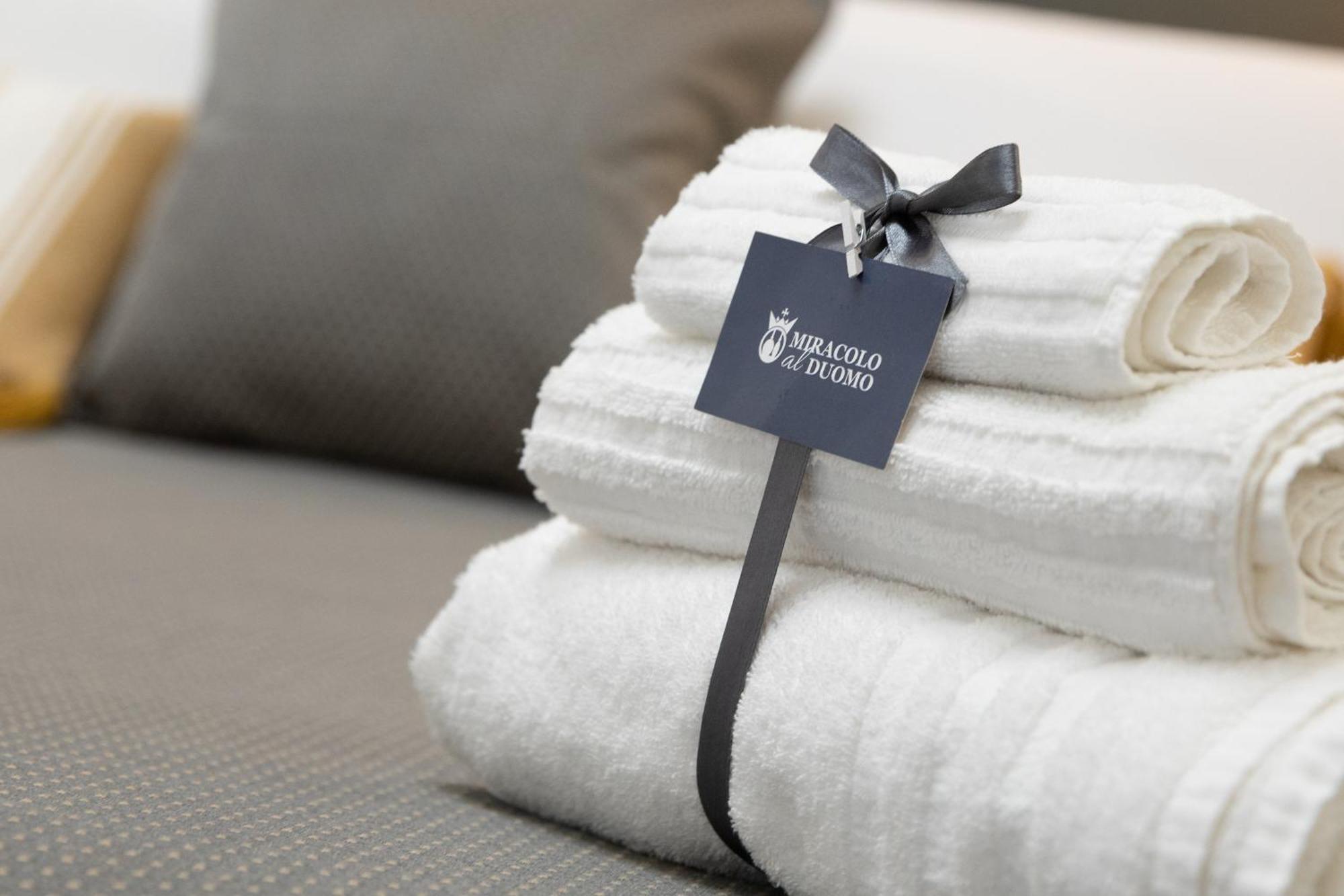 Miracolo Al Duomo Smart Accomodations Nápoly Kültér fotó